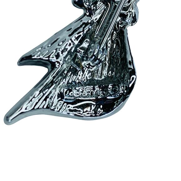 Vintage Gerrys Silver Tone Bow Ribbon Brooch - Picture 2 of 8